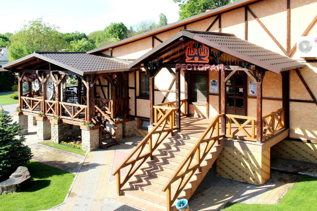 Gala Hotel Kamjanyi Potoki Kültér fotó