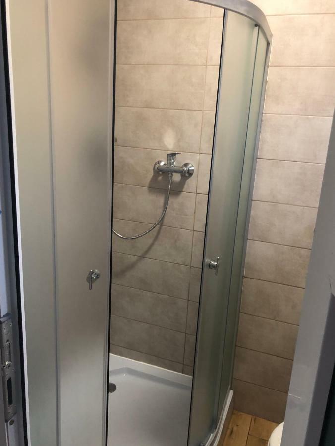 Gala Hotel Kamjanyi Potoki Kültér fotó